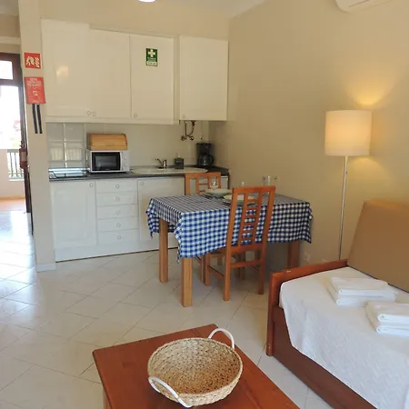 Apartamento Kiss - *