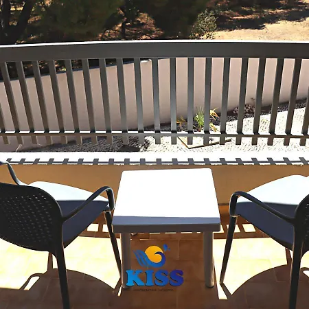 Appartement Kiss - *