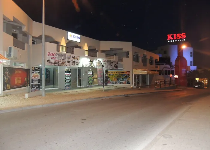 Appartement Kiss - *